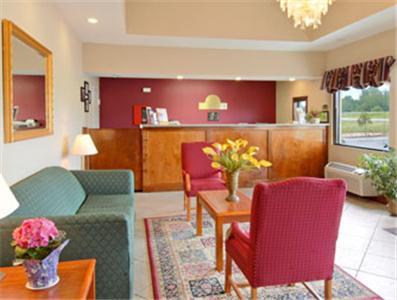 Days Inn Sandersville Interior photo